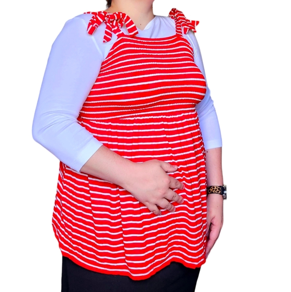 Ingrid and Isabela maternity shoulder lace-ups